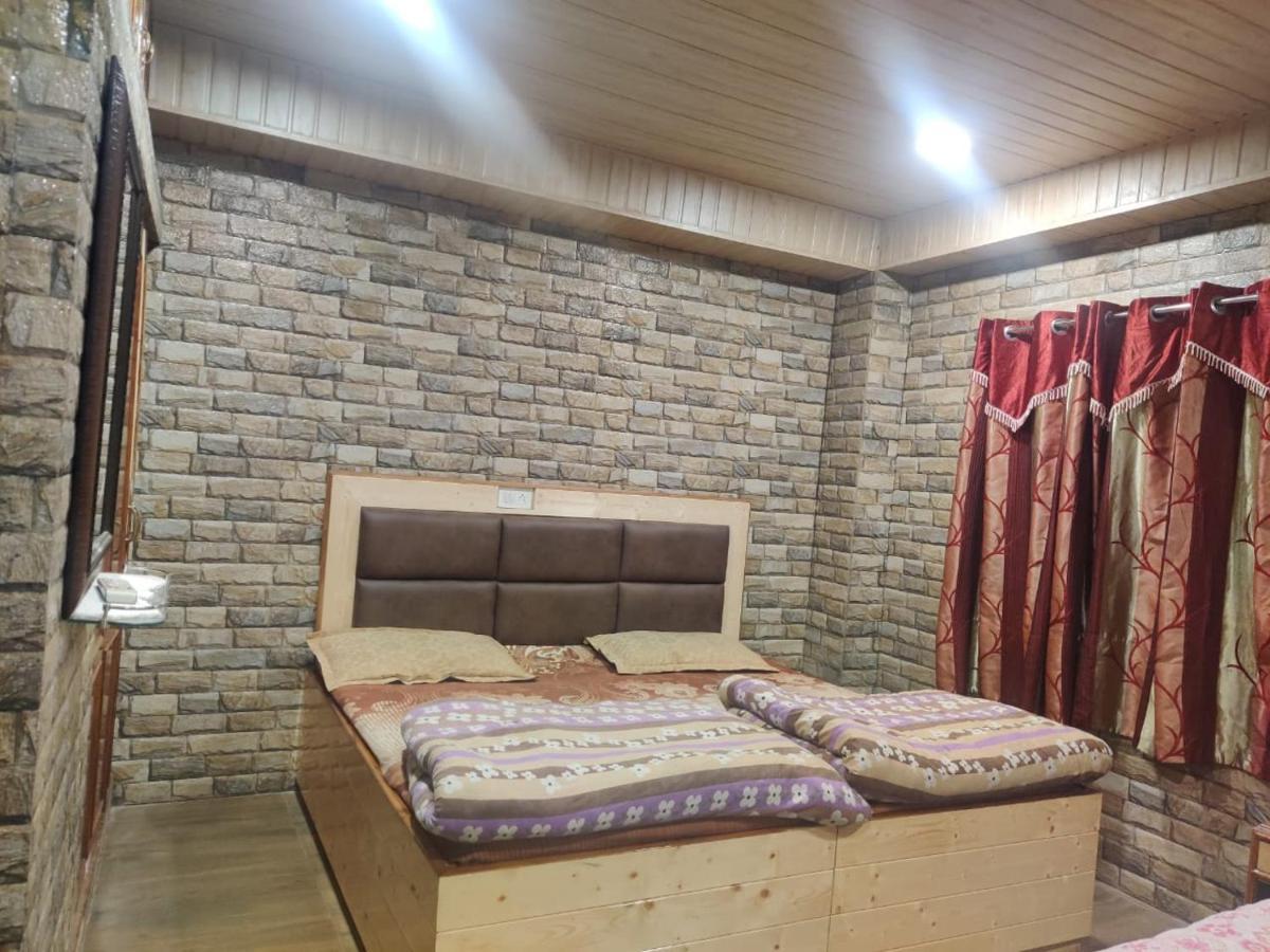 Mehdudia Guest House ชิมลา ภายนอก รูปภาพ