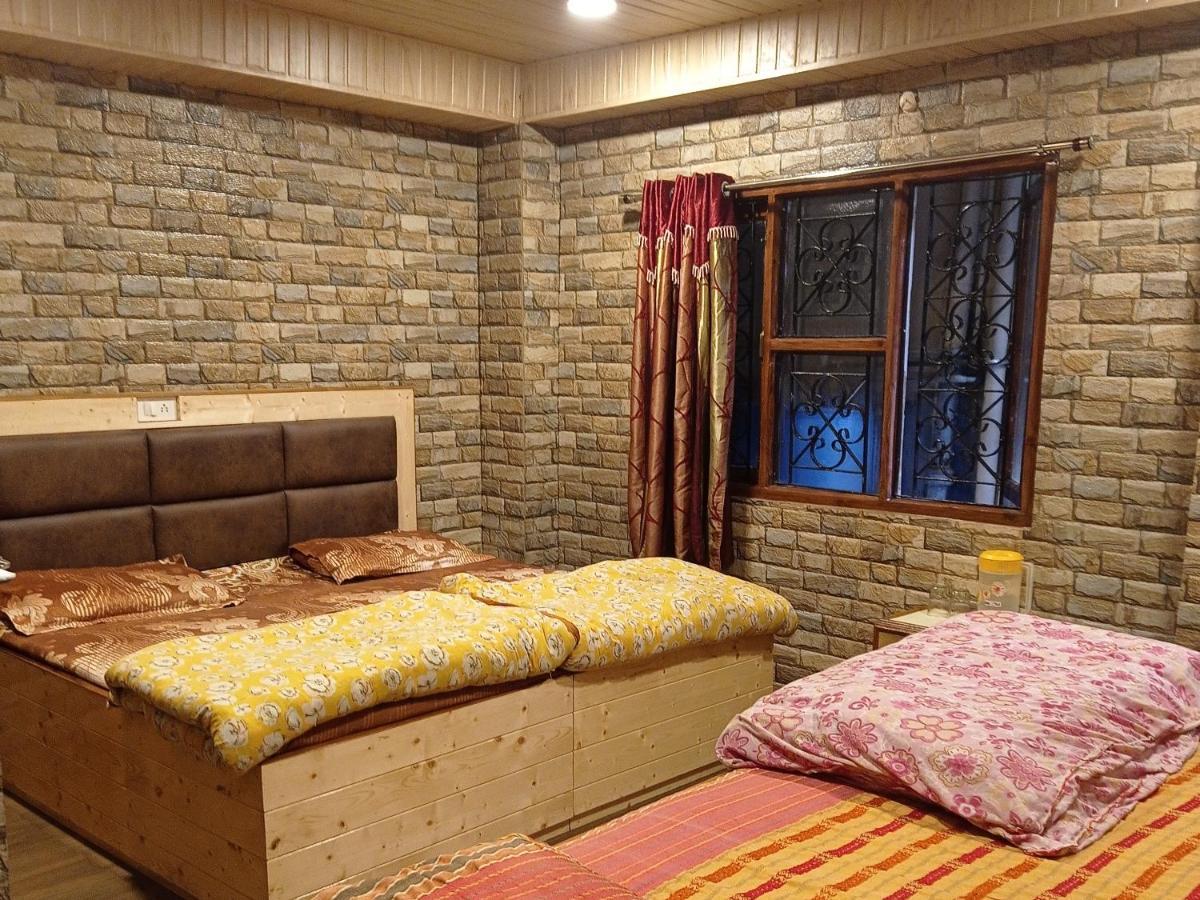 Mehdudia Guest House ชิมลา ภายนอก รูปภาพ